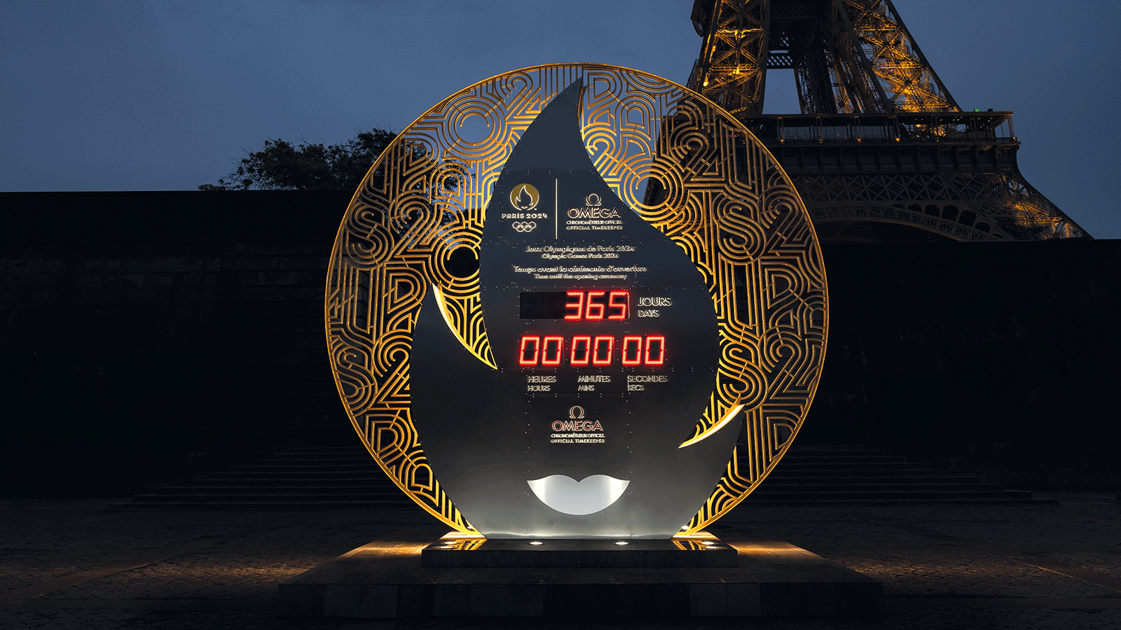 OMEGA's countdown Clock in Paris